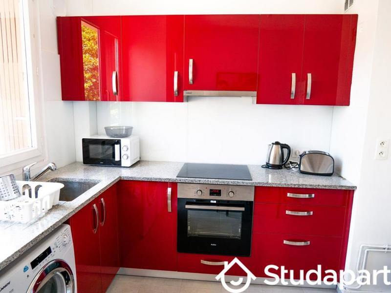 Chambre - 14 m² - 1 pièce