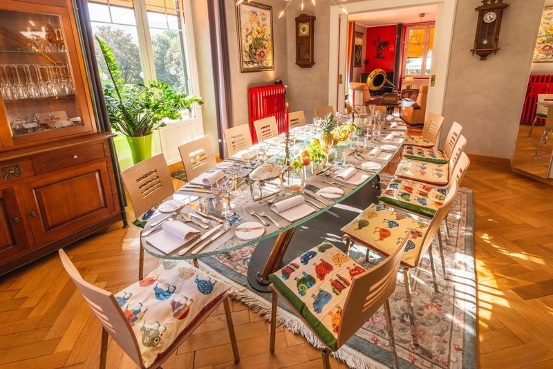 Demeure - 273 m² - 11 pièces