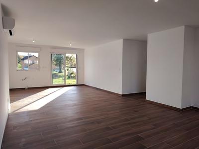 Maison - 121 m² - 4 pièces