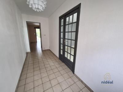 Maison - 142 m² - 6 pièces