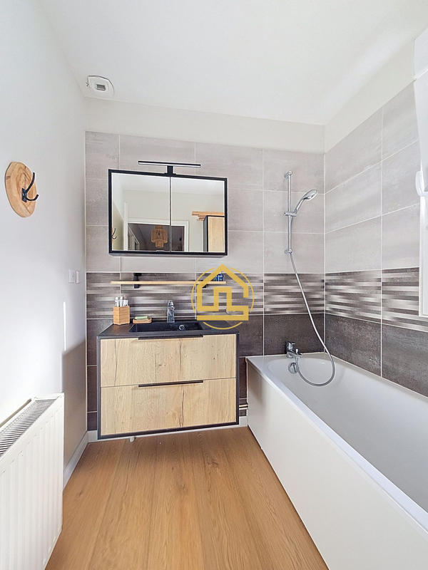 Maison - 151 m² - 4 pièces