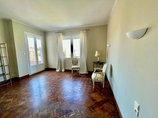 Maison bourgeoise - 300 m² - 5 pièces