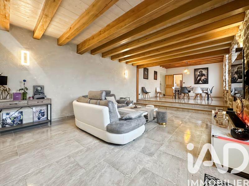 Maison - 179 m² - 6 pièces
