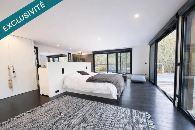 Maison - 240 m² - 6 pièces