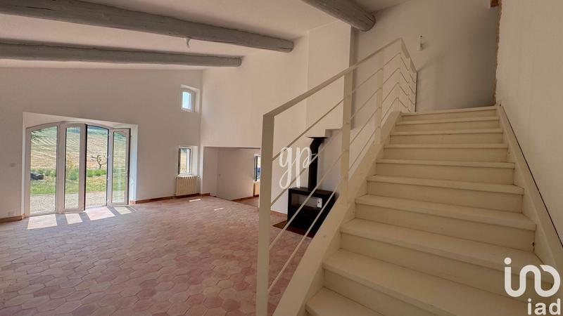 Maison - 230 m² - 6 pièces