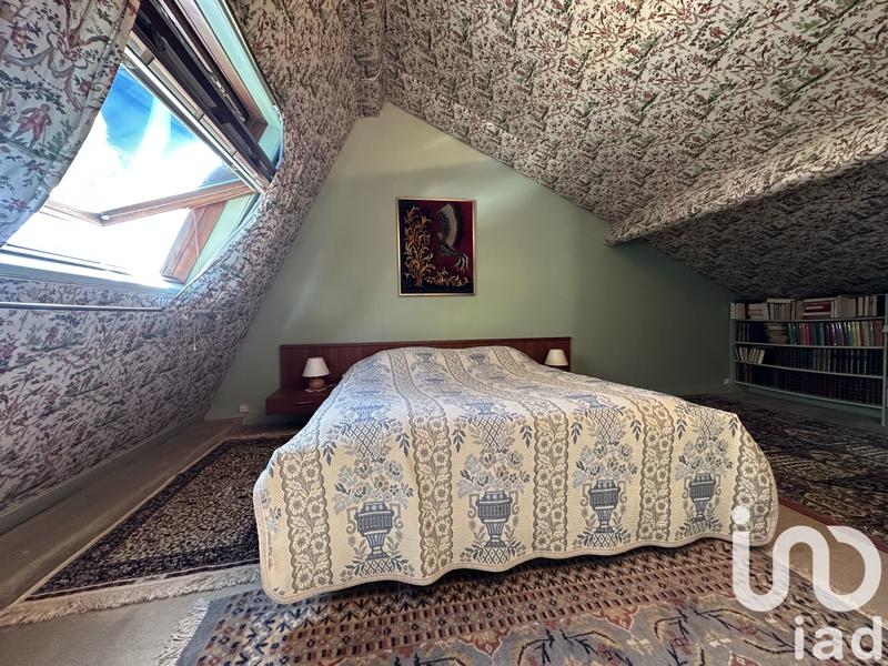 Maison de maîtres - 378 m² - 11 pièces