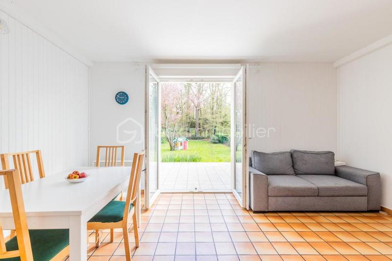 Maison - 98 m² - 5 pièces