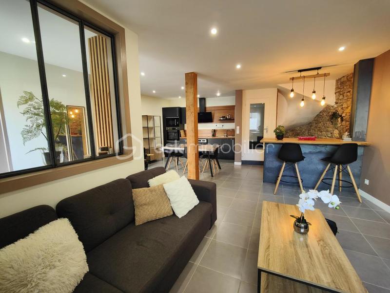 Maison de village - 80 m² - 4 pièces