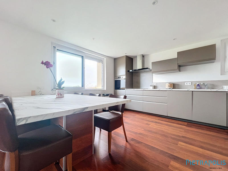 Maison - 130 m² - 6 pièces