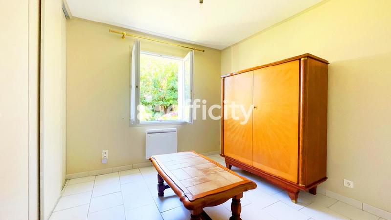 Maison - 93 m² - 5 pièces