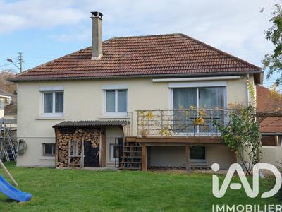 Maison - 93 m² - 4 pièces