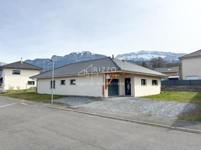 Maison - 129 m² - 6 pièces