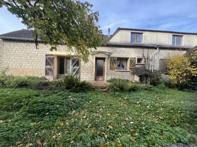 Maison - 80 m² - 5 pièces