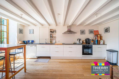 Appartement - 198 m² - 7 pièces