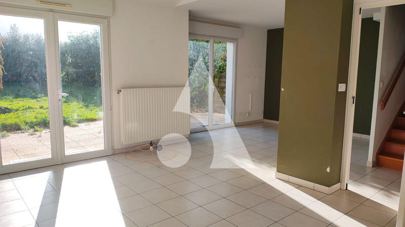 Maison - 92 m² - 5 pièces