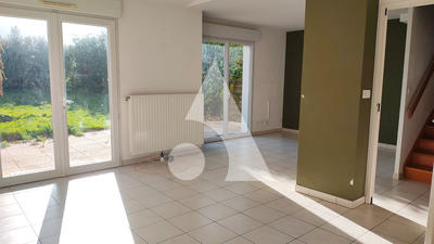 Maison - 92 m² - 5 pièces