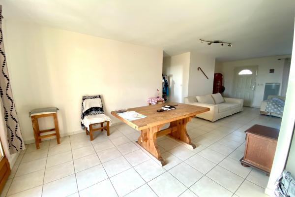 Maison - 85 m² - 5 pièces