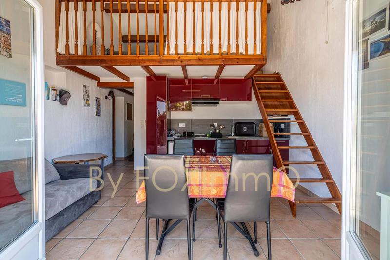 Villa - 225 m² - 6 pièces