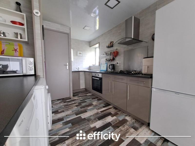 Maison - 269 m² - 14 pièces