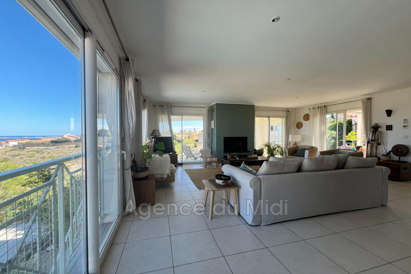 Maison - 212 m² - 6 pièces