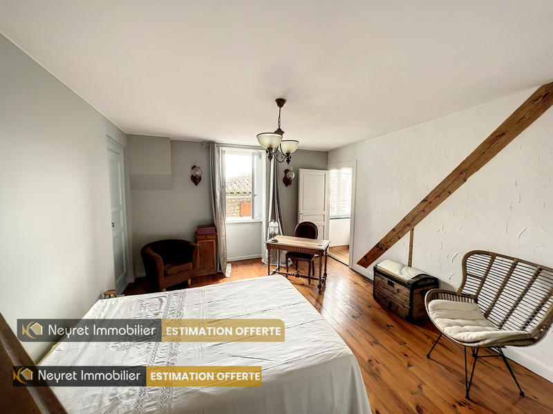 Maison de village - 199 m² - 7 pièces