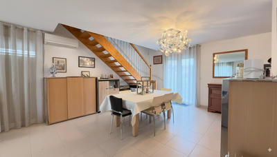 Maison - 144 m² - 5 pièces