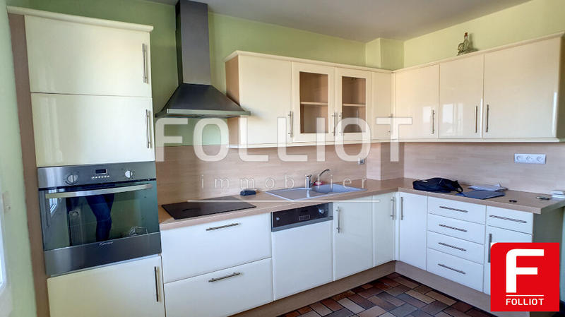 Maison - 102 m² - 5 pièces