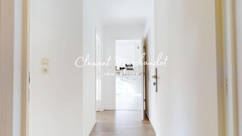 Appartement - 67 m² - 3 pièces