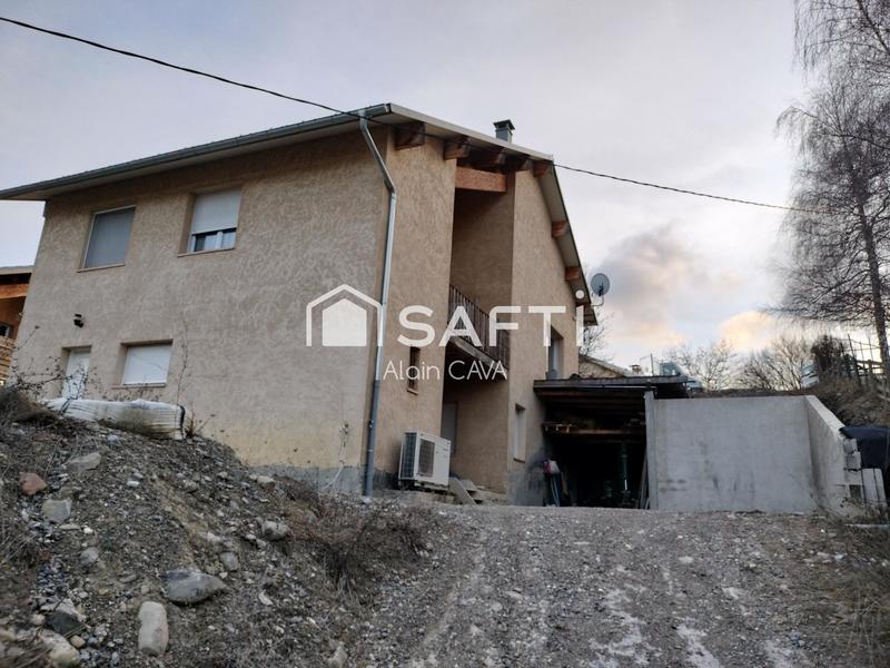 Maison - 217 m² - 7 pièces