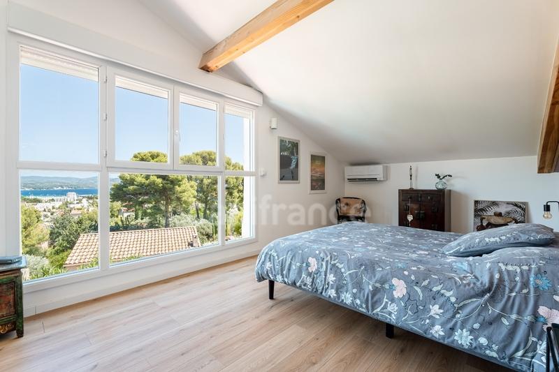 Appartement - 180 m² - 5 pièces