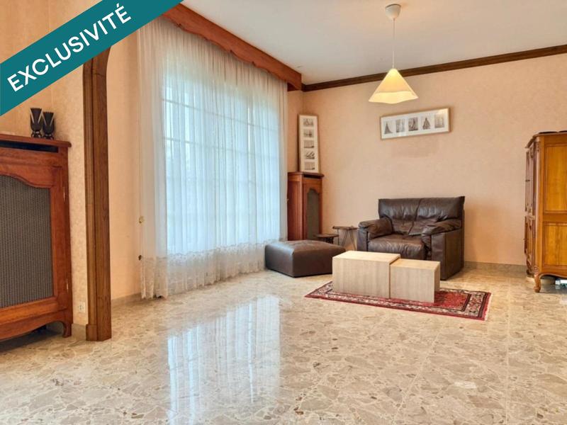 Maison - 121 m² - 7 pièces