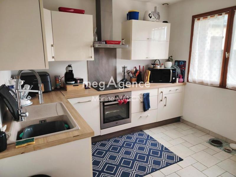 Corps de ferme - 260 m² - 8 pièces