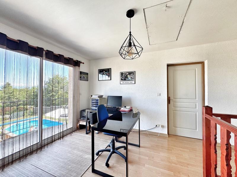 Maison - 164 m² - 6 pièces