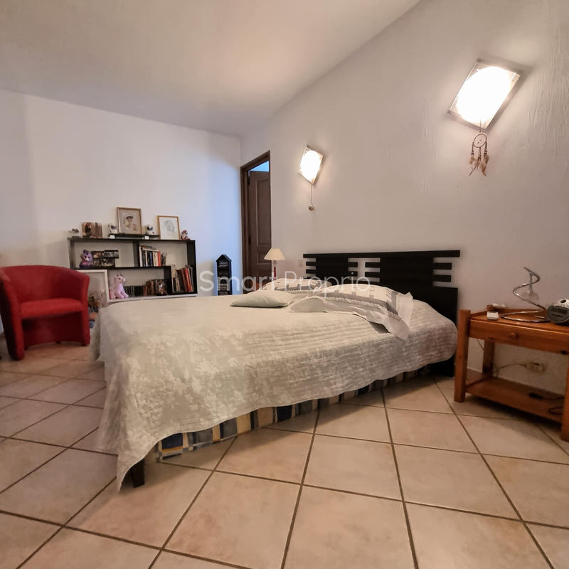 Villa - 170 m² - 6 pièces