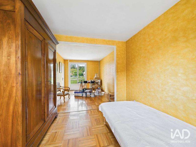 Maison - 207 m² - 7 pièces