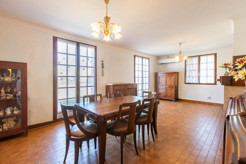 Maison - 89 m² - 5 pièces