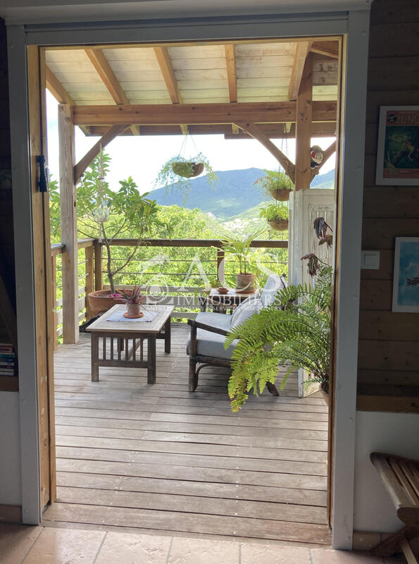 Maison - 111 m² - 5 pièces