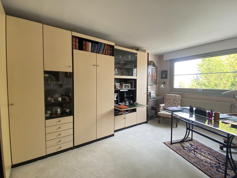 Appartement - 150 m² - 6 pièces