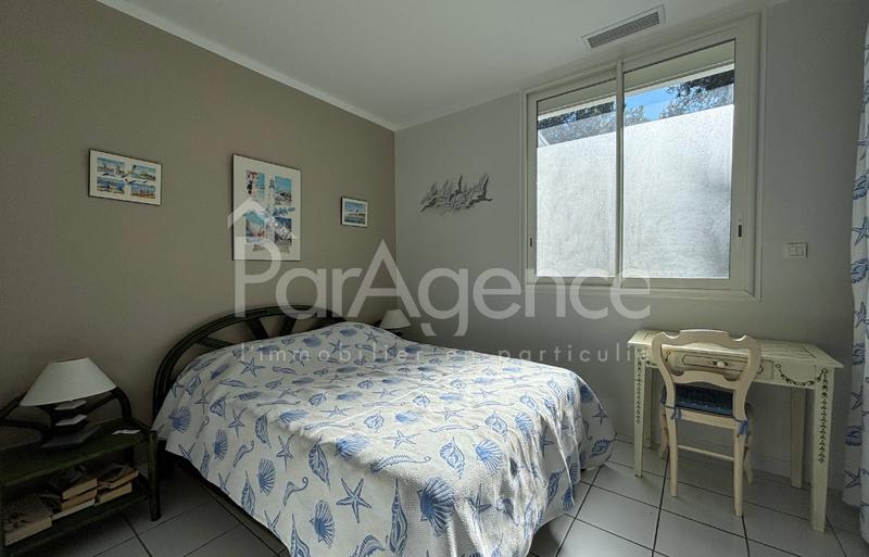 Maison - 235 m² - 6 pièces