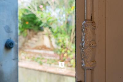 Maison ancienne - 282 m² - 8 pièces