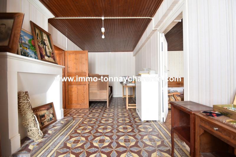 Maison - 190 m² - 9 pièces