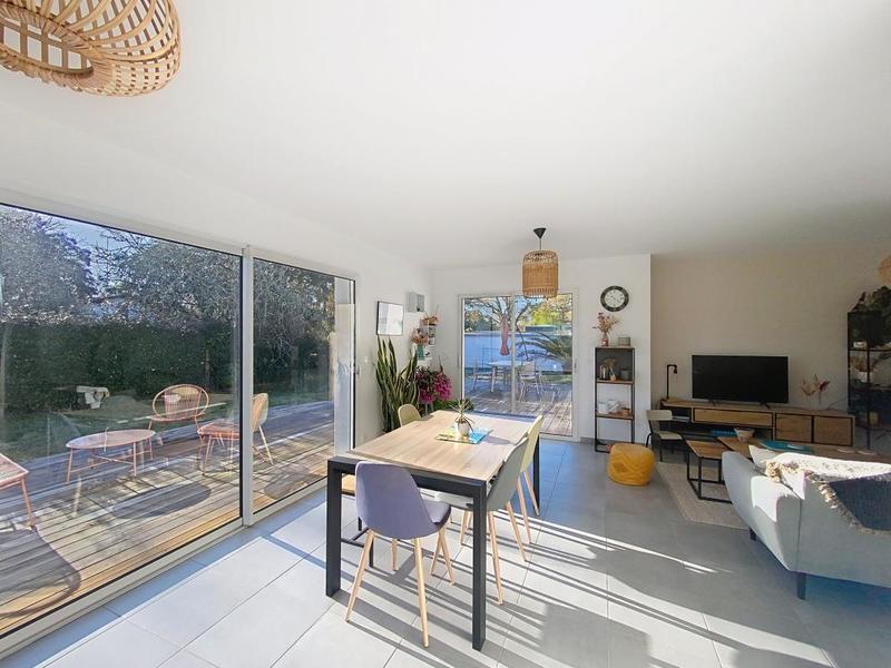 Maison - 97 m² - 4 pièces