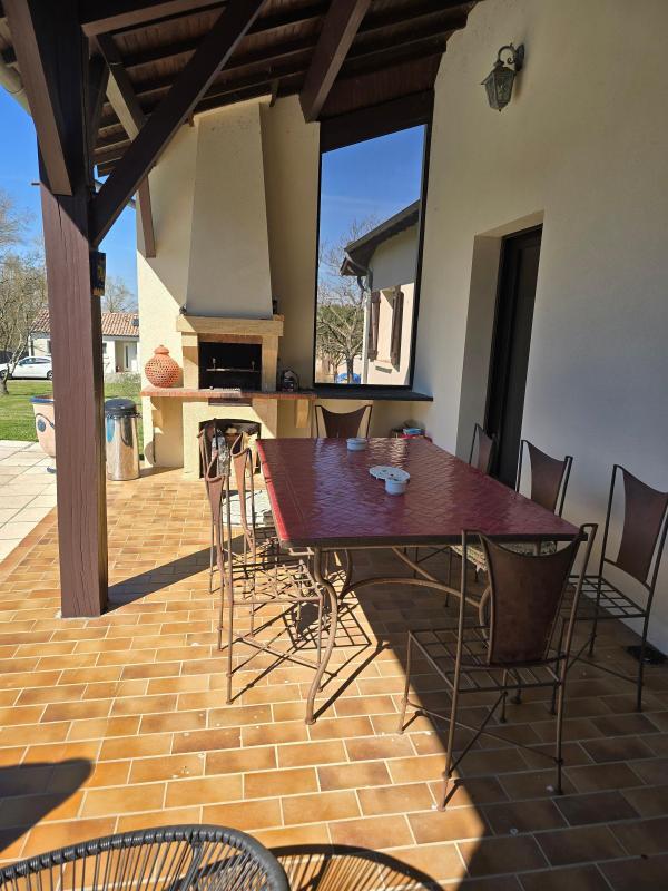 Maison - 204 m² - 7 pièces