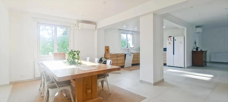 Propriété - 485 m² - 11 pièces