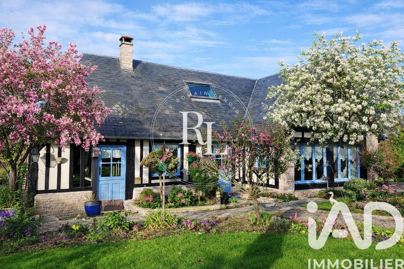 Maison - 335 m² - 13 pièces