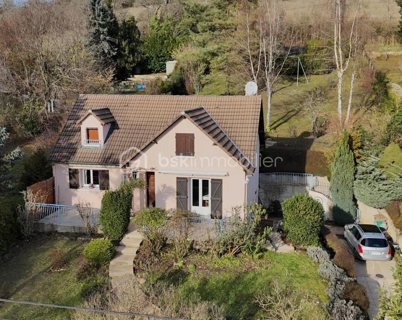 Pavillon - 130 m² - 6 pièces