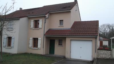 Maison - 93 m² - 5 pièces