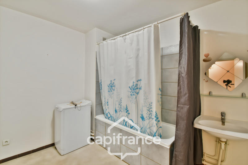 Appartement - 84 m² - 4 pièces