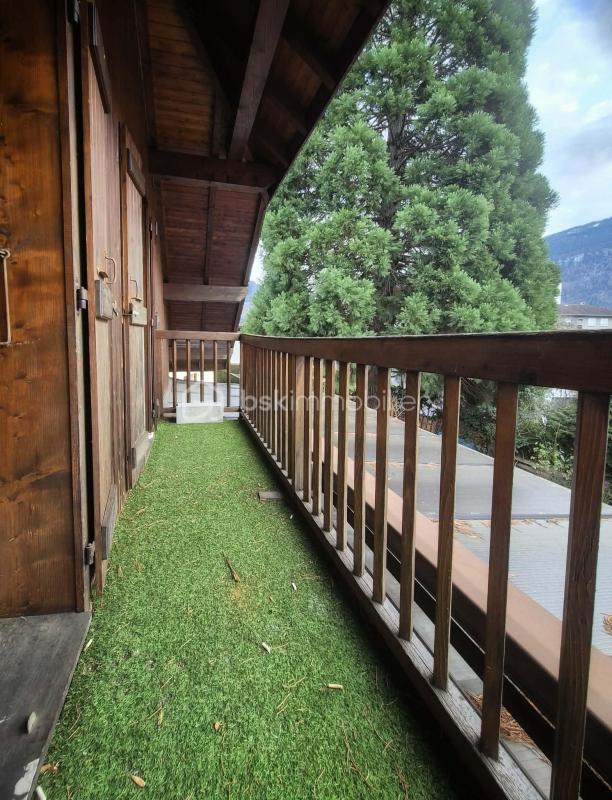 Maison - 195 m² - 8 pièces