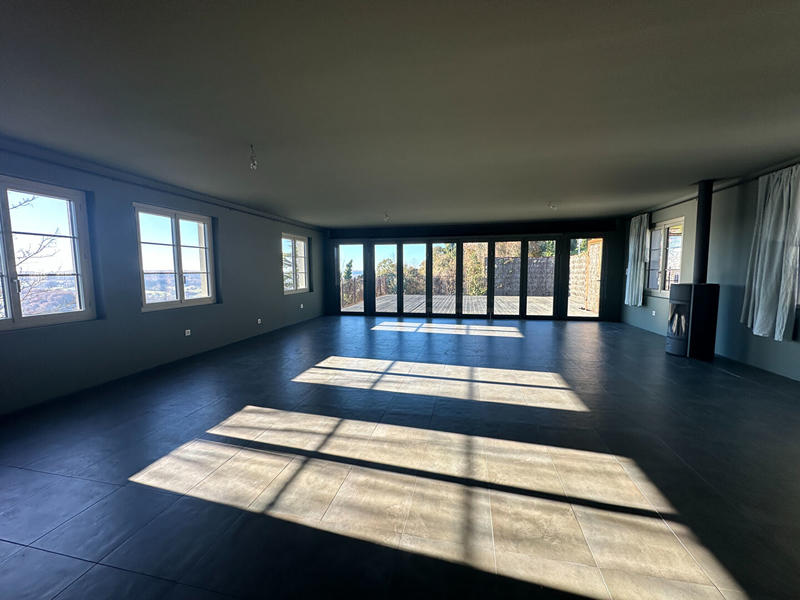 Maison - 327 m² - 13 pièces